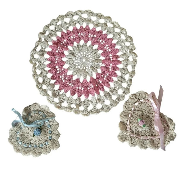 Vintage Hand-Crafted Lace Doilies Heart Round White Pink Blue Ribbon Lot of 3 - Picture 1 of 6